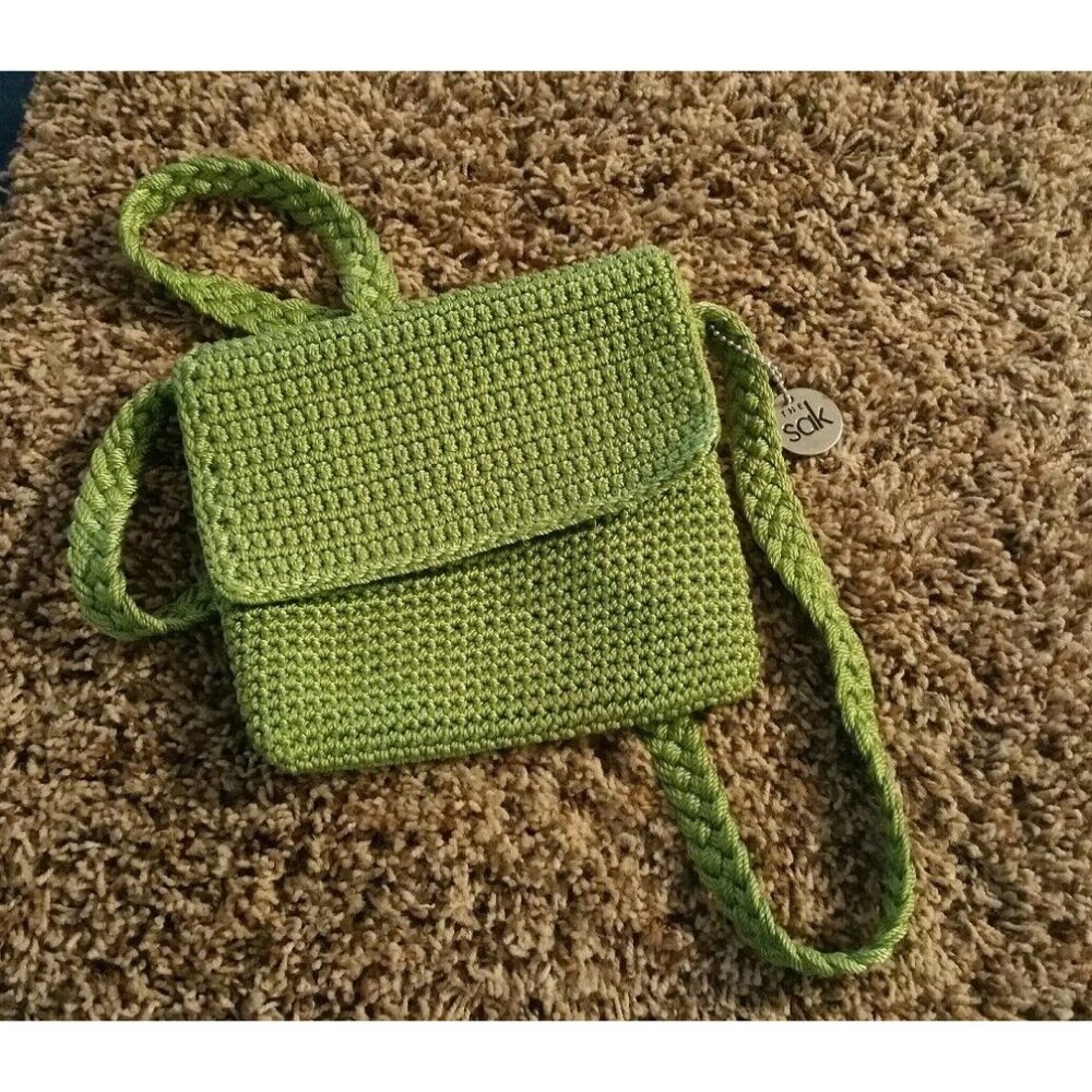 THE SAK spring green Zip Closure Knit Macrame Crochet Cross Body Shoulder Hobo